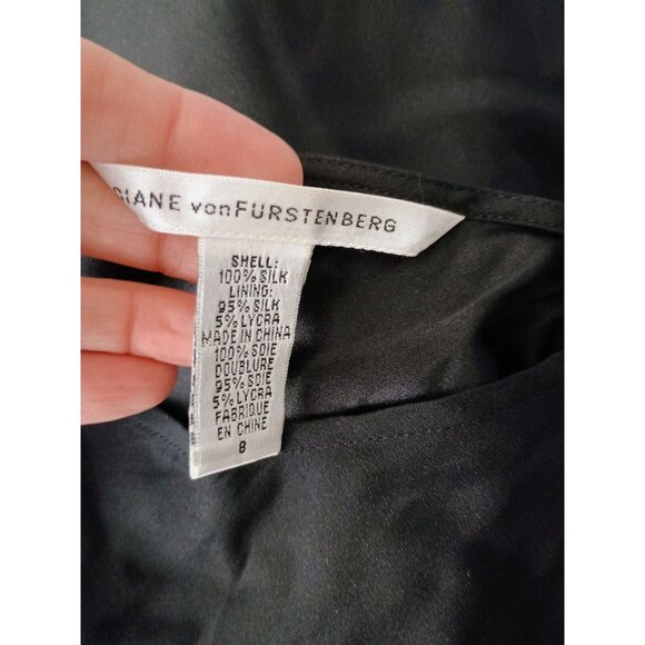 Diane vonFurstenberg Women's Size 8 Black Silk Tank Top Camisole‎ - Picture 5 of 5